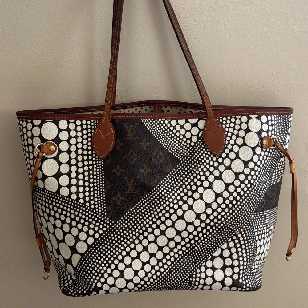 Louis Vuitton Yayoi Kusama Limited Neverfull Waves Dot Brown White Monogram Tote - Picture 6 of 17
